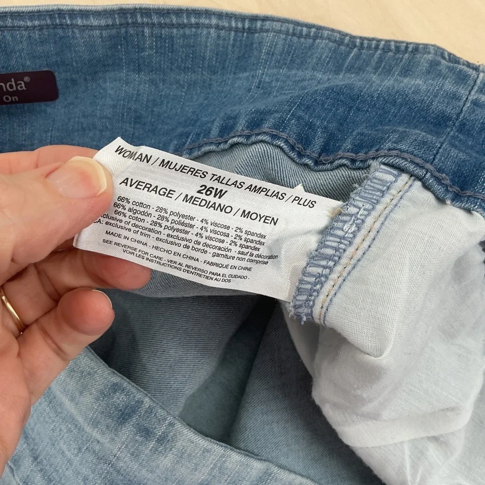 Gloria Vanderbilt Amanda Pull On Jeans Womens 26W Light Wash High Rise Tapered